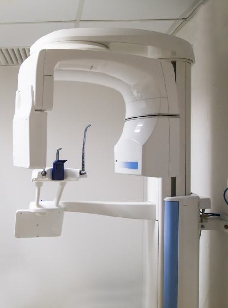 Dental cone beam C T scanner